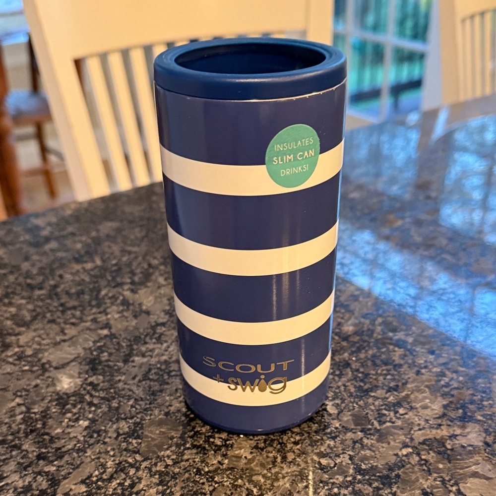 Scout & Swig Blue and White Insulated Can Cooler
